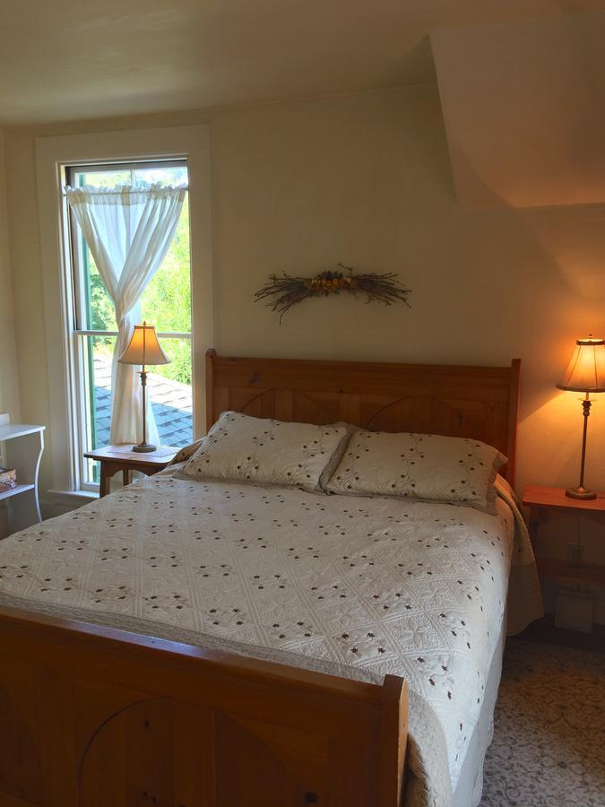 The Squibb Houses Cambria Luaran gambar