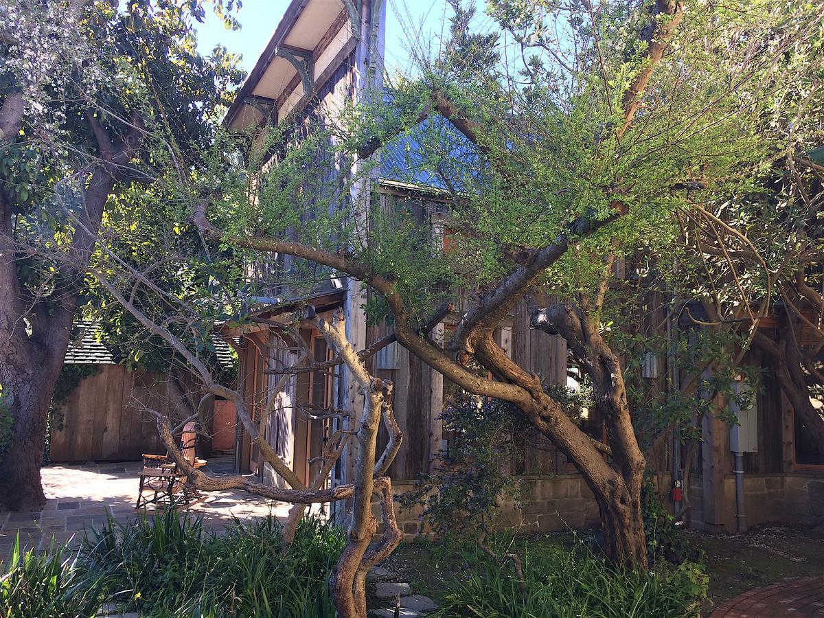 The Squibb Houses Cambria Luaran gambar