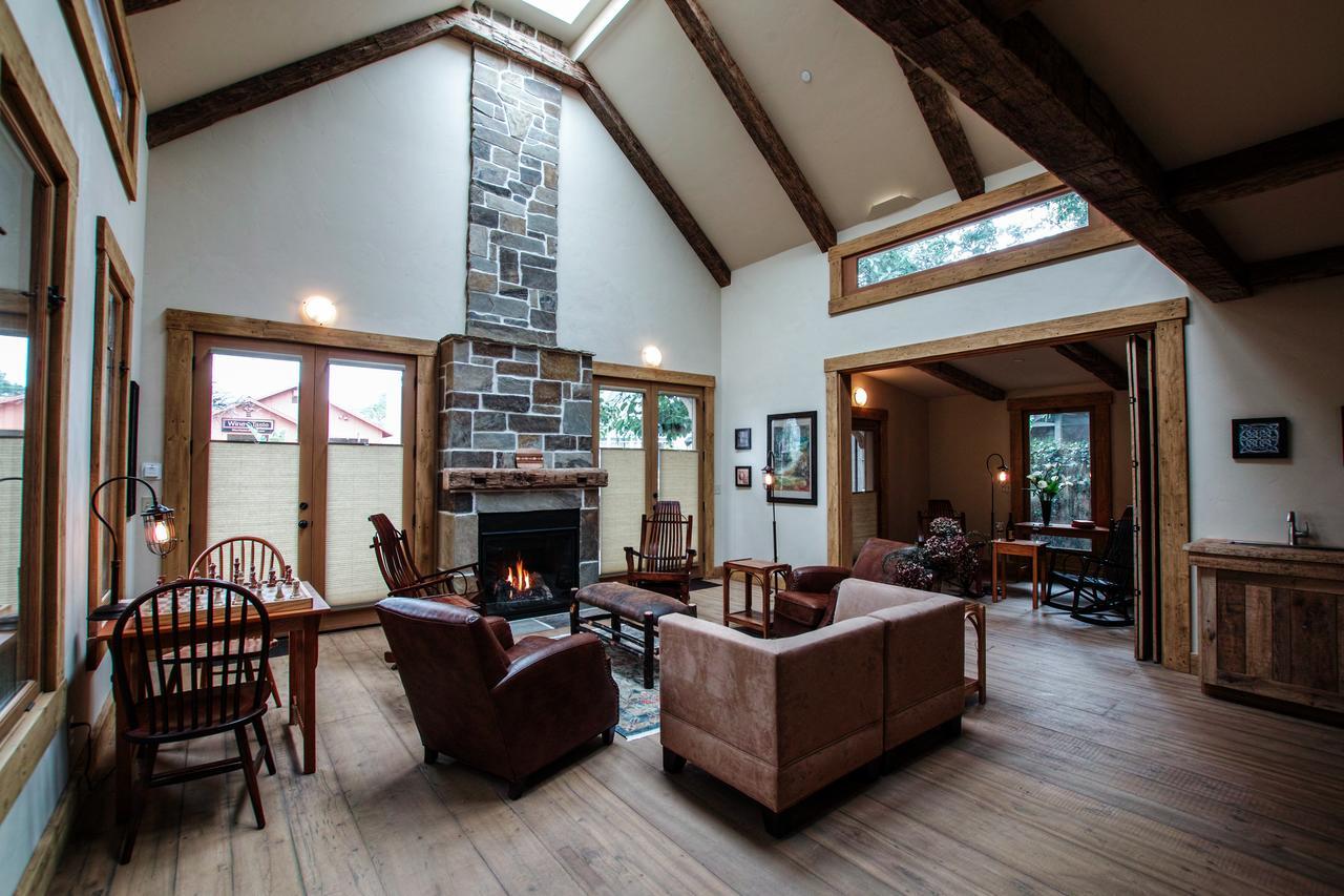 The Squibb Houses Cambria Luaran gambar