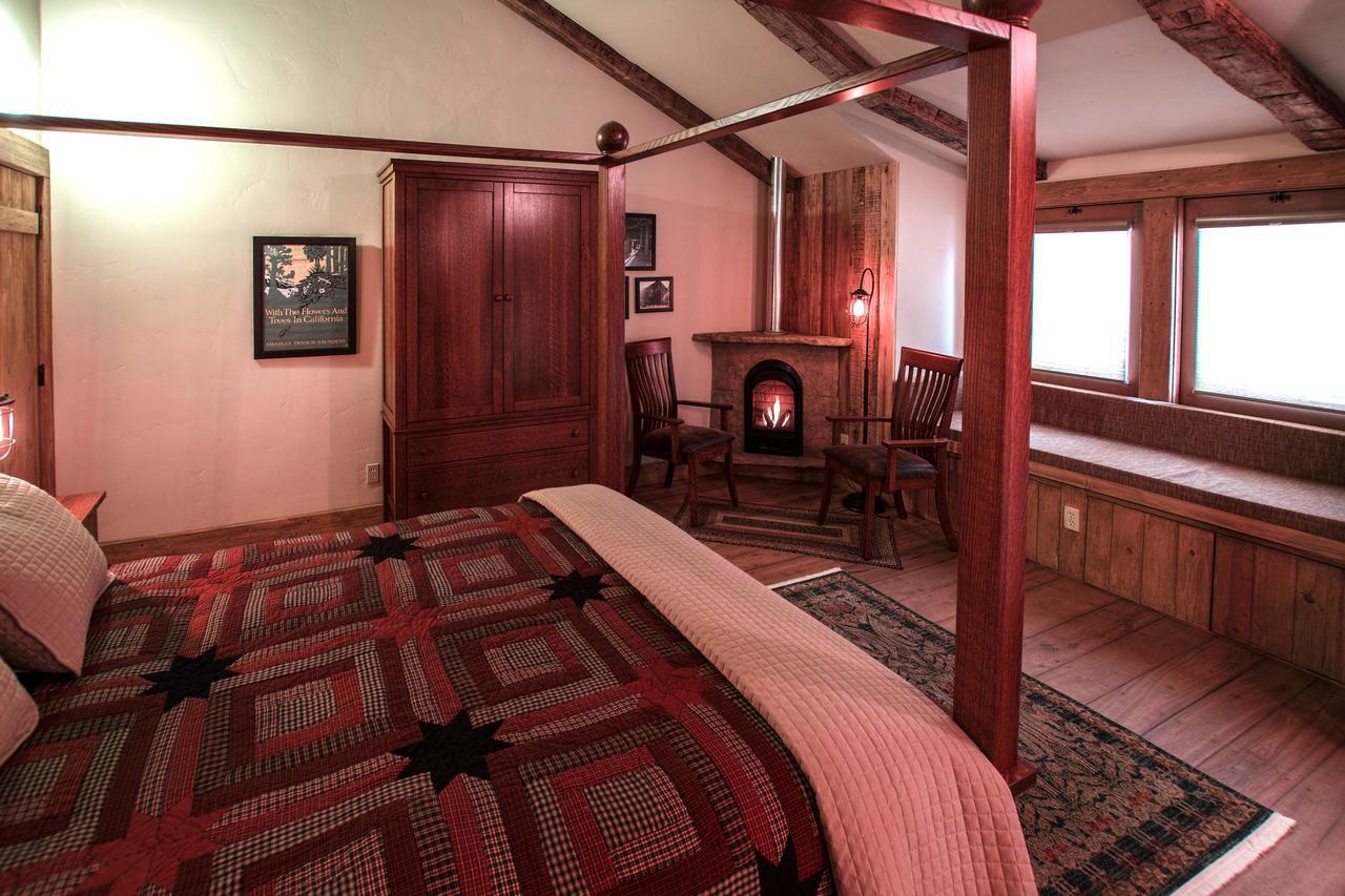 The Squibb Houses Cambria Luaran gambar